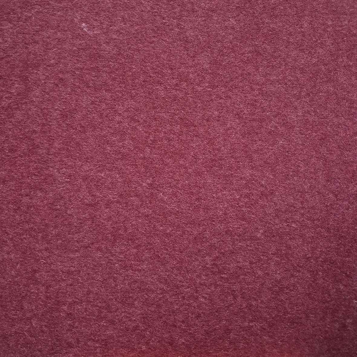 \\HI-AD01\Data\Hout Import Reuver\Webshop\RTS -VILT\Correctie NF Kleuren\NF 09-026 Wine Red - 1.jpg